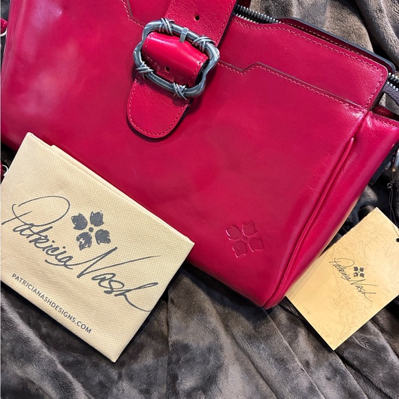 Patricia Nash Red Leather Shoulder Bag with Silver Buckle - Picture 2 of 11